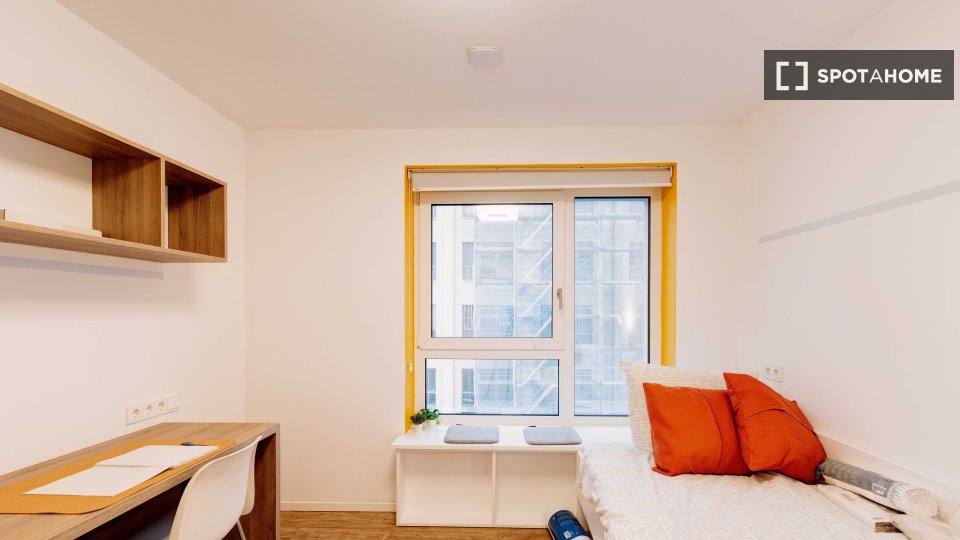 Double room Berlin, 3 beds, 36m² — photo 42