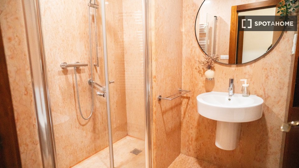 Double room Murcia, 6 beds, 190m² — photo 5