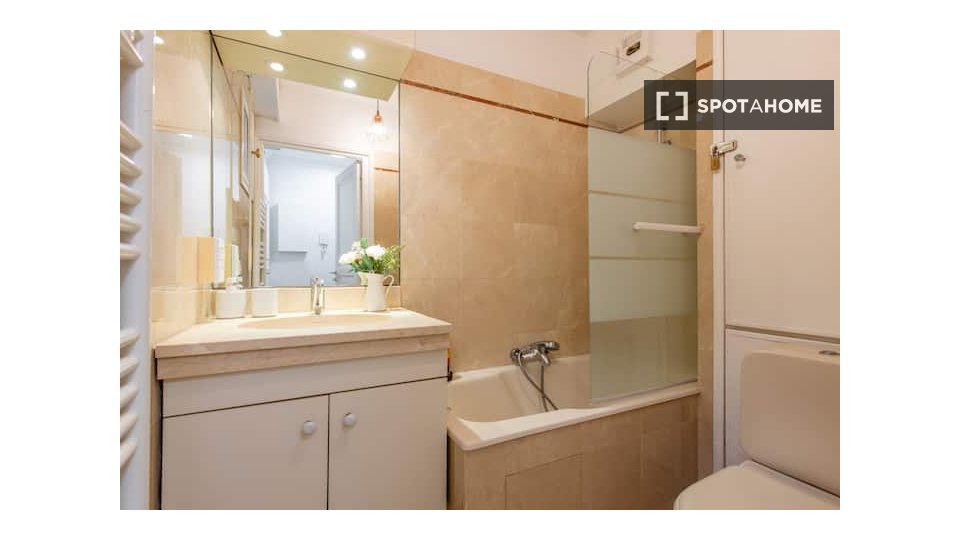 Apartment Paris, 1 bed — photo 10