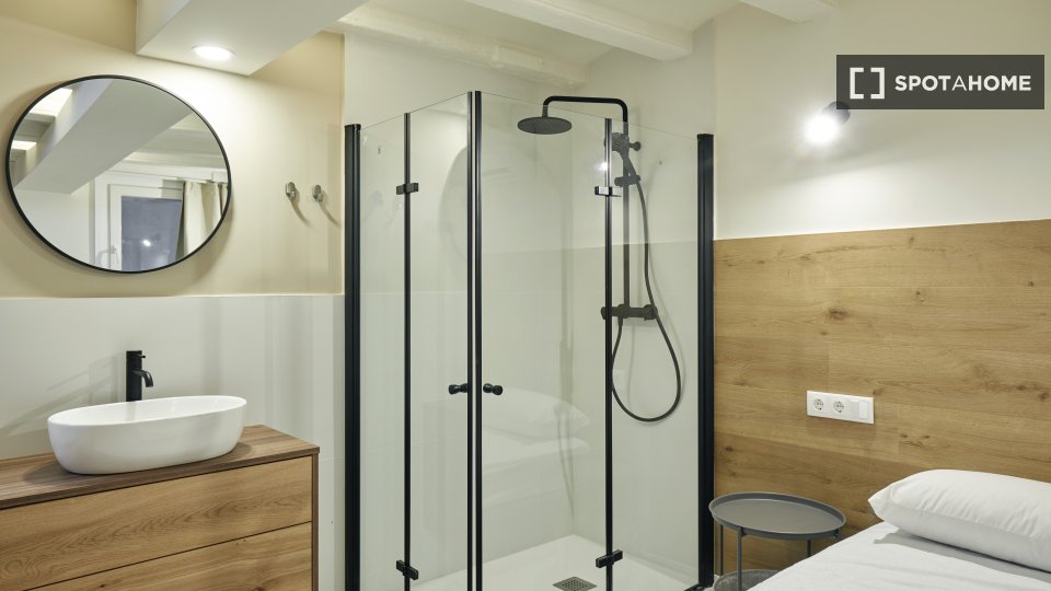 Apartment Barcelona, 1 bed, 40m² — photo 16
