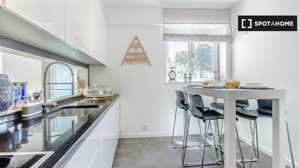 Apartment Lisbon, 2 beds — photo 19