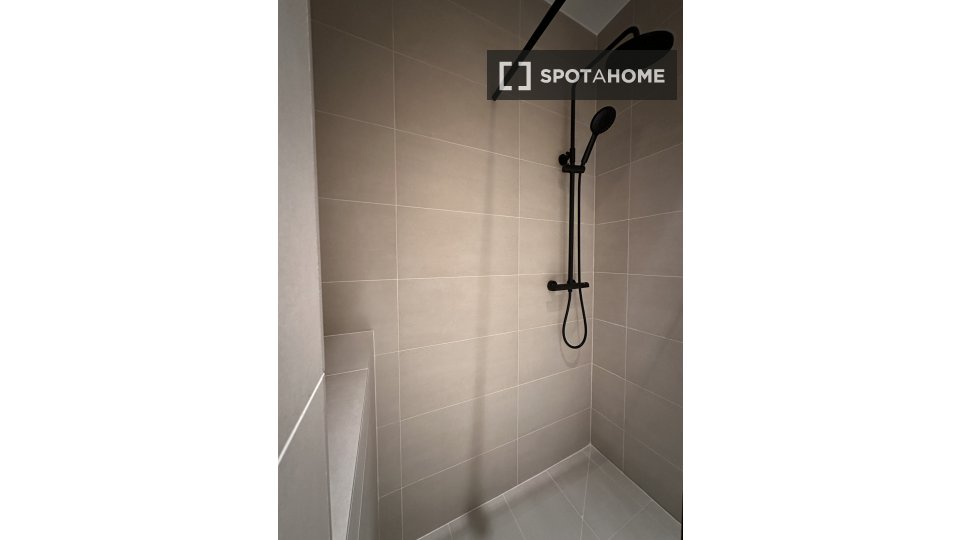 Apartment Berlin, 2 beds, 56m² — photo 17