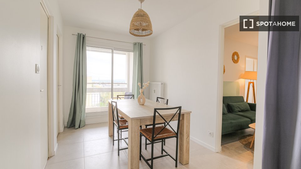 Double room Lyon, 4 beds, 84m² — photo 12
