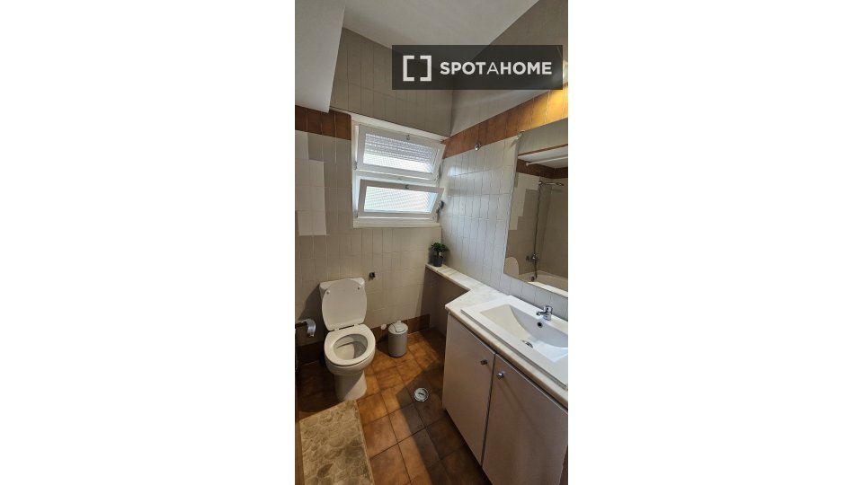 Apartment mono Lisbon, 95m² — photo 27