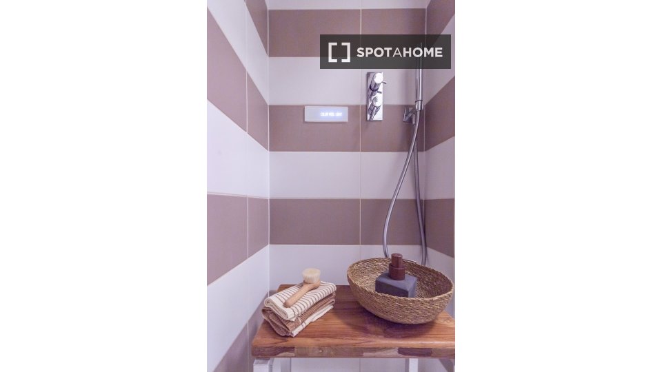 Apartment Milan, 1 bed — photo 8