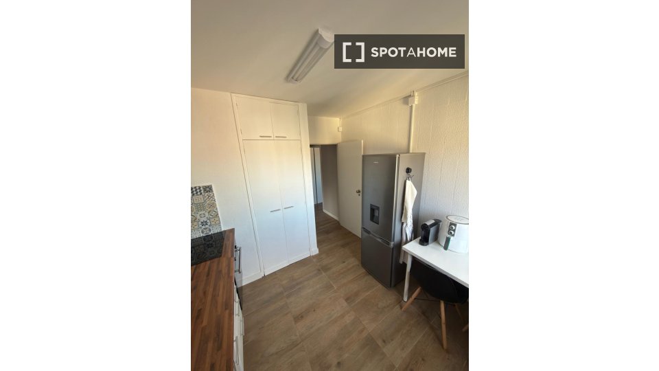 Apartment Lisbon, 1 bed — photo 2