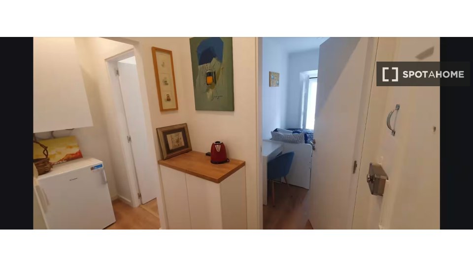 Apartment Lisbon, 3 beds — photo 15