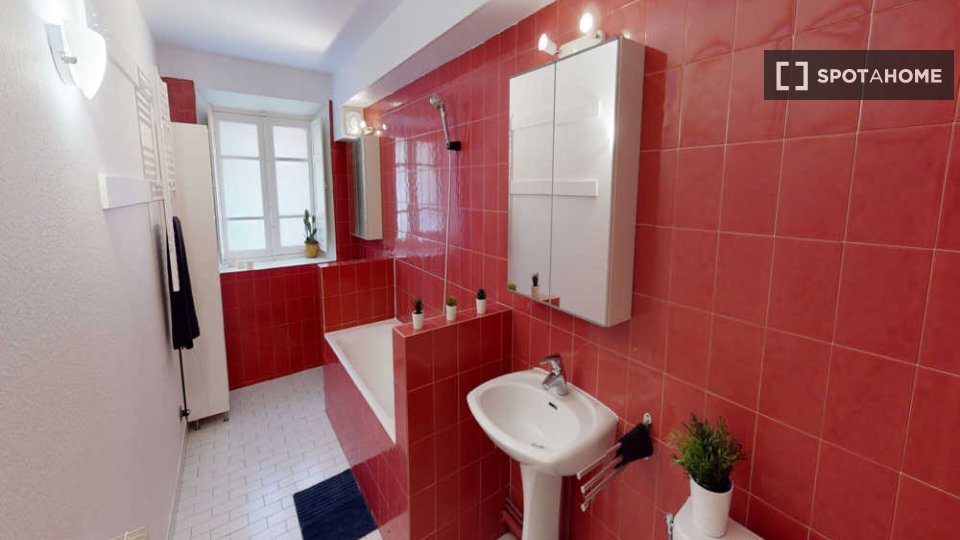 Double room Toulouse, 5 beds, 140m² — photo 3