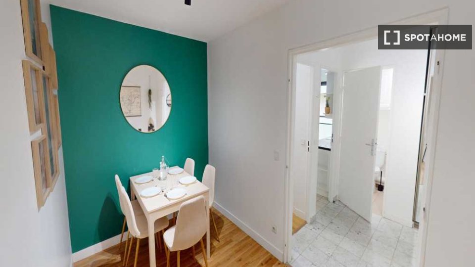 Double room Paris, 5 beds, 100m² — photo 6