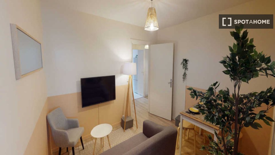 Double room Paris, 4 beds, 90m² — photo 16
