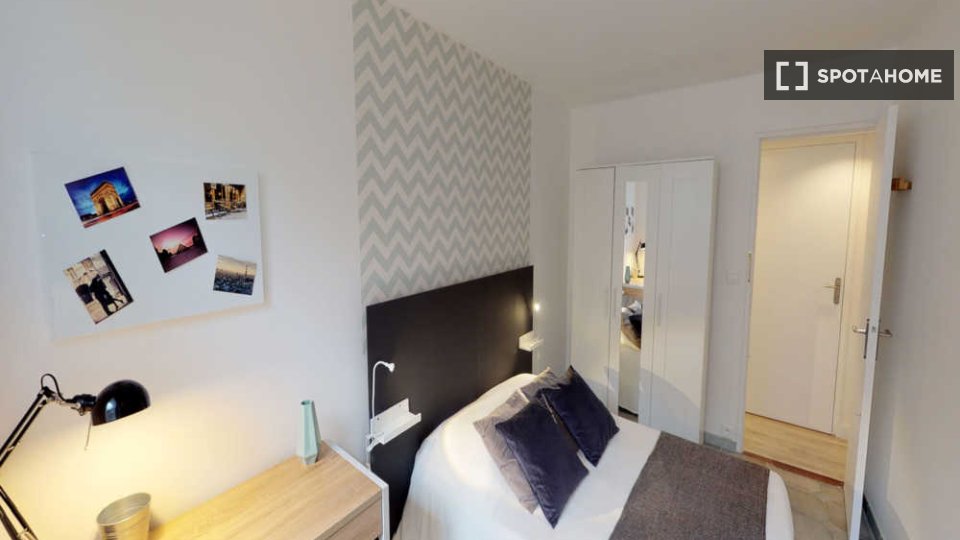Double room Paris, 5 beds, 140m² — photo 17