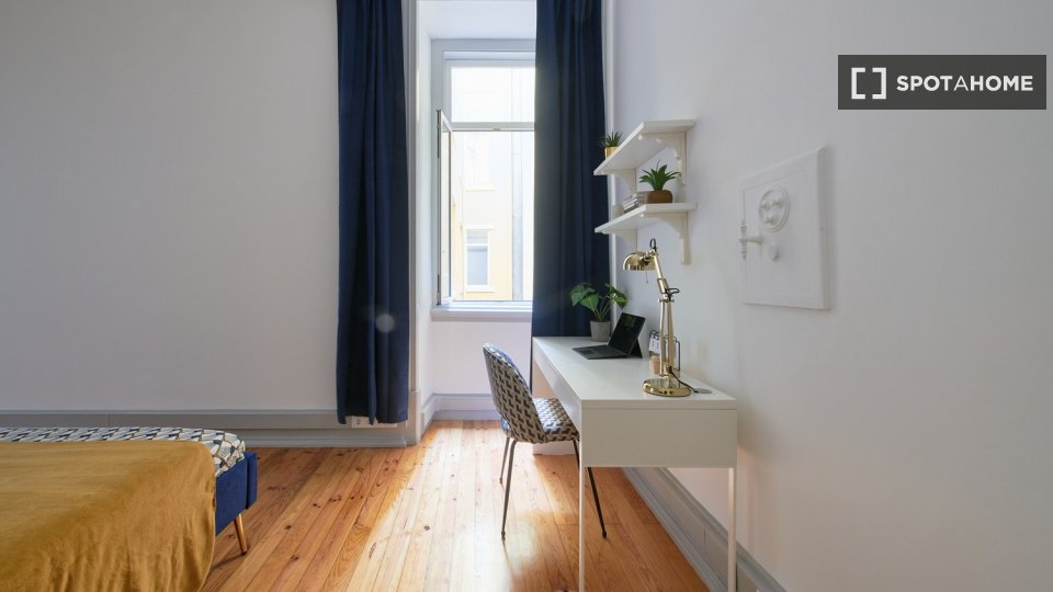 Double room Lisbon, 7 beds — photo 15