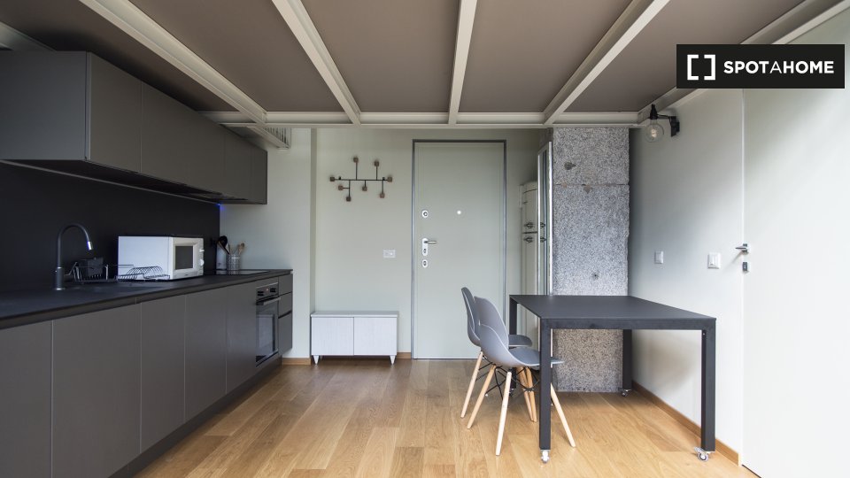 Apartment Milan, 1 bed, 49m² — photo 13