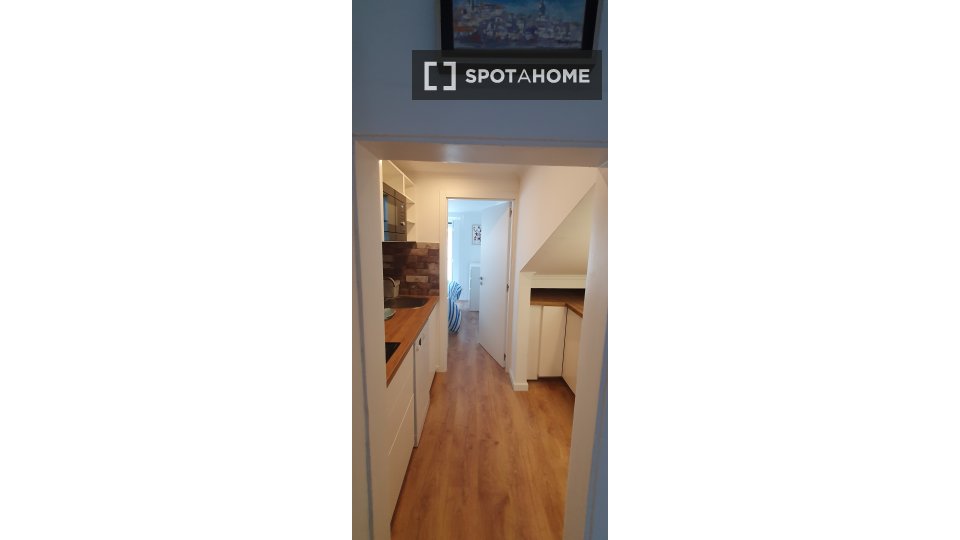 Apartment Lisbon, 2 beds — photo 30