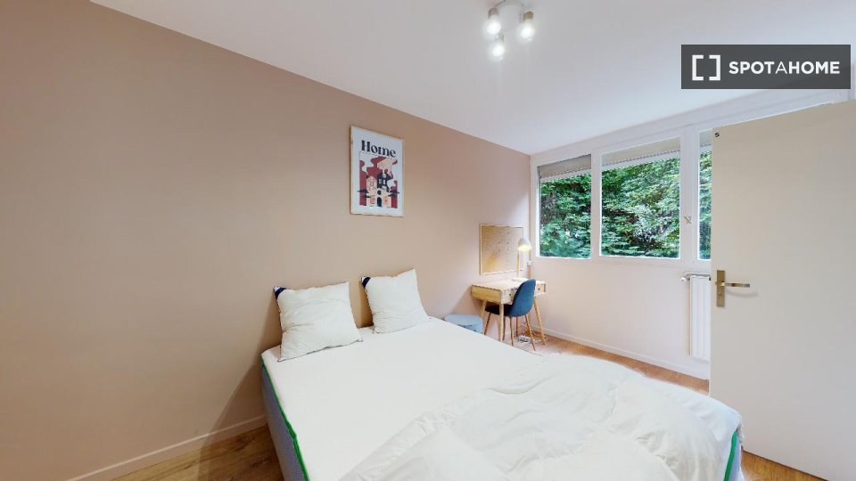 Double room Paris, 15 beds — photo 14
