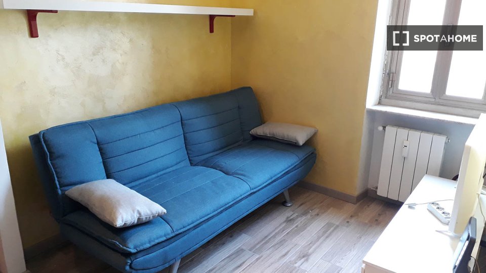 Double room Turin, 3 beds, 75m² — photo 7