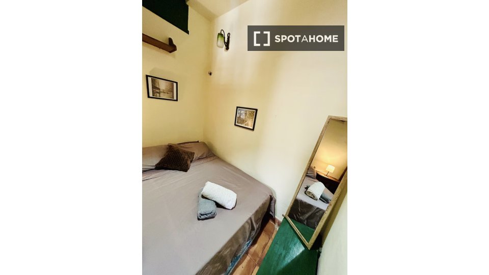 Double room Barcelona, 1 bed, 67m² — photo 4