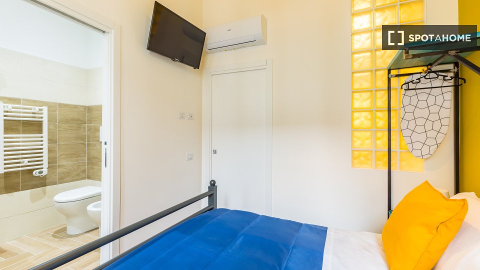Apartment Naples, 2 beds — photo 15