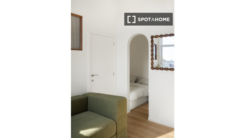 Apartment Brussels, 1 bed, 30m² — photo 13