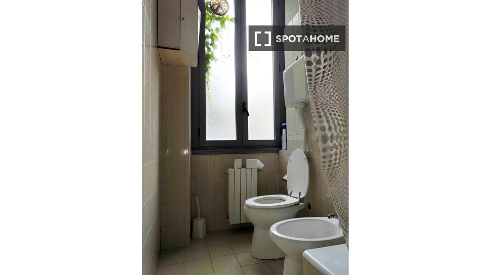 Double room Milan, 2 beds, 73m² — photo 3