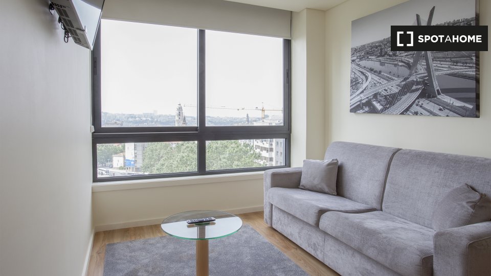 Apartment Porto, 1 bed, 45m² — photo 4