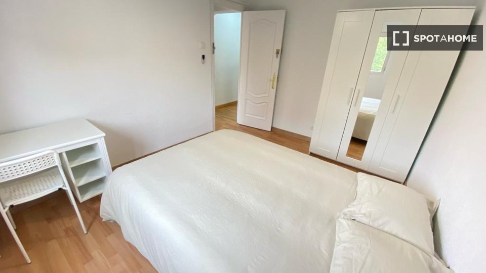 Double room Madrid, 4 beds — photo 6