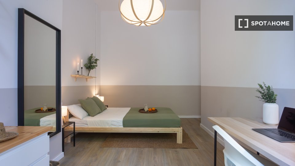 Double room Barcelona, 8 beds, 239m² — photo 18