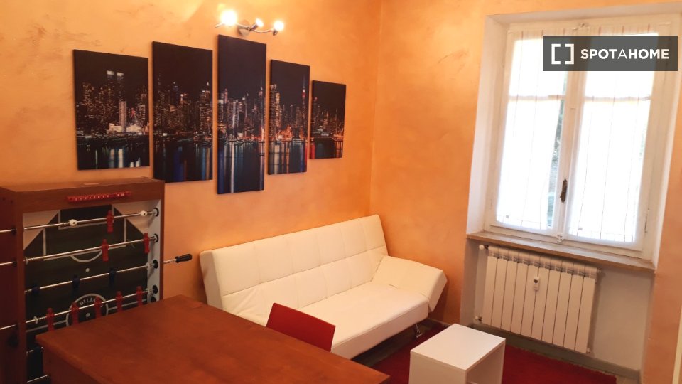 Double room Turin, 2 beds, 70m² — photo 16