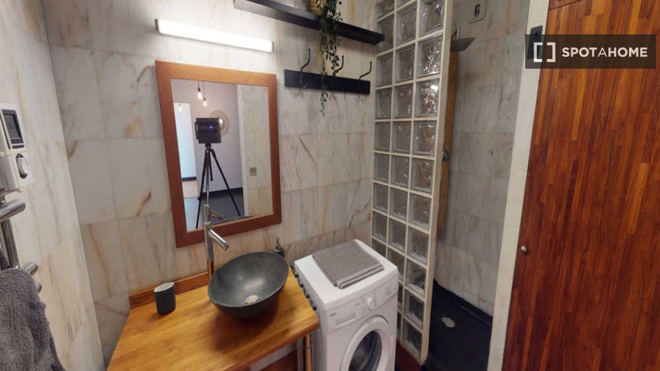 Double room Paris, 8 beds, 150m² — photo 15