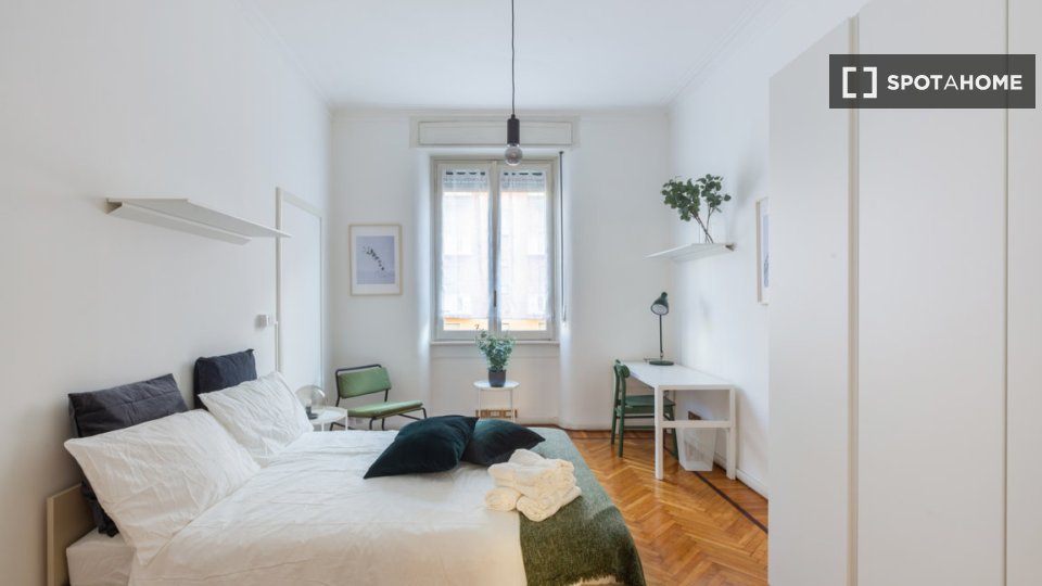 Double room Milan, 5 beds, 152m² — photo 1