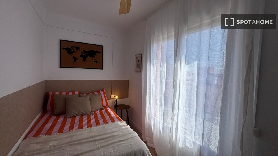Double room Barcelona, 8 beds, 220m² — photo 17