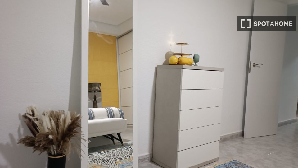 Apartment Valencia, 2 beds — photo 10
