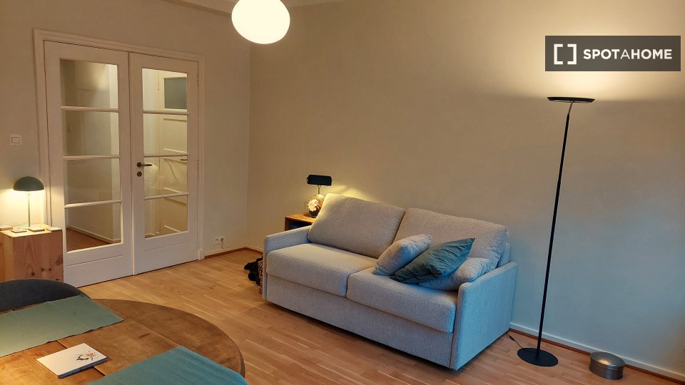 Apartment Brussels, 1 bed, 40m² — photo 1