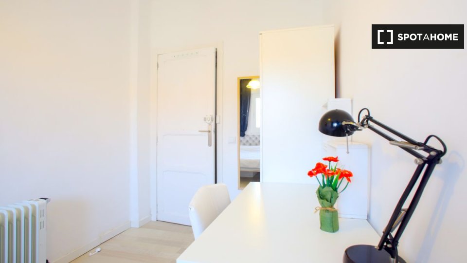 Apartment Valencia, 3 beds — photo 2