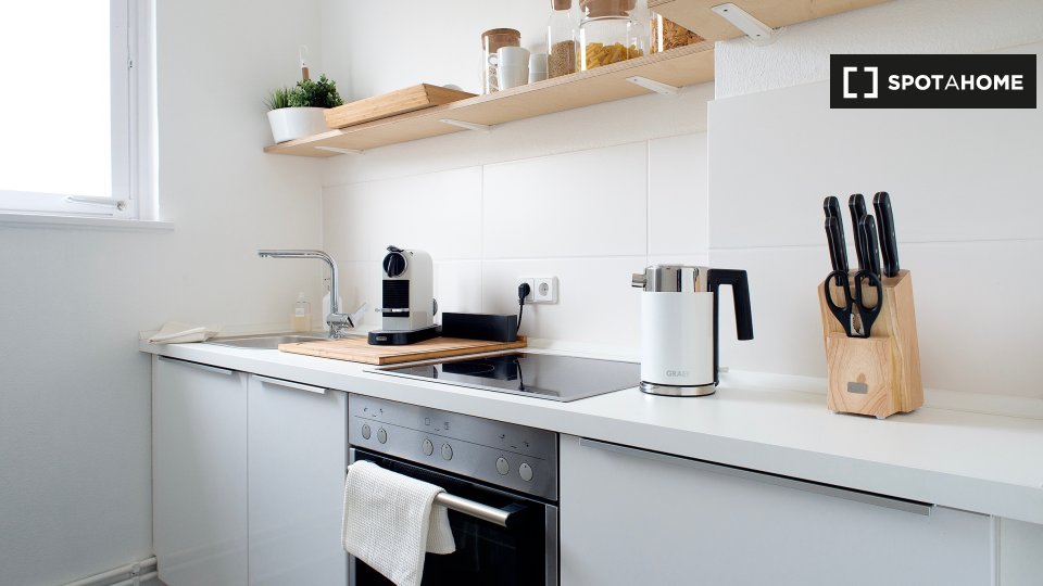Apartment Berlin, 2 beds, 69m² — photo 3