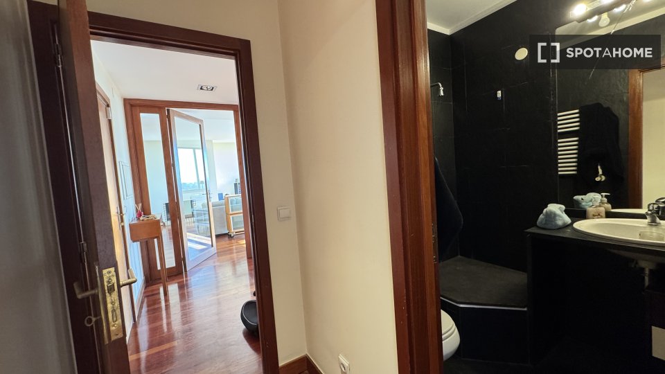 Apartment Porto, 4 beds, 200m² — photo 13
