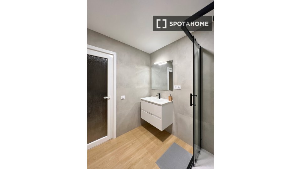 Apartment mono Barcelona, 35m² — photo 2