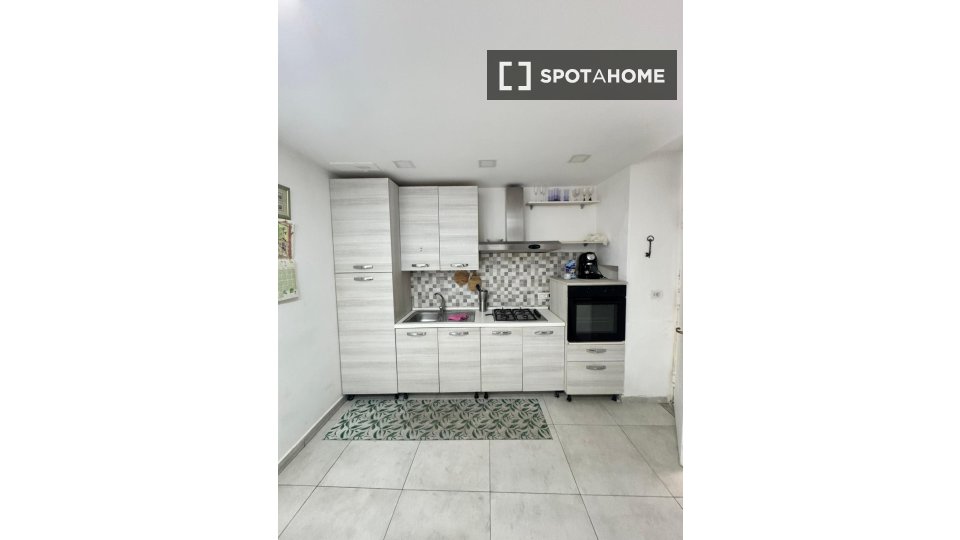 Apartment mono Naples — photo 13