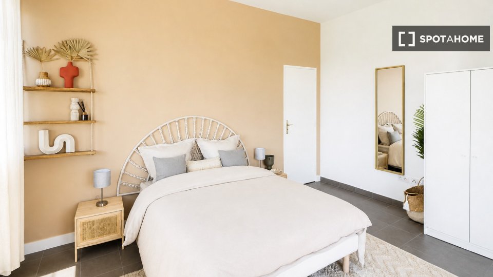 Chambre double Paris, 4 chambres — photo 21
