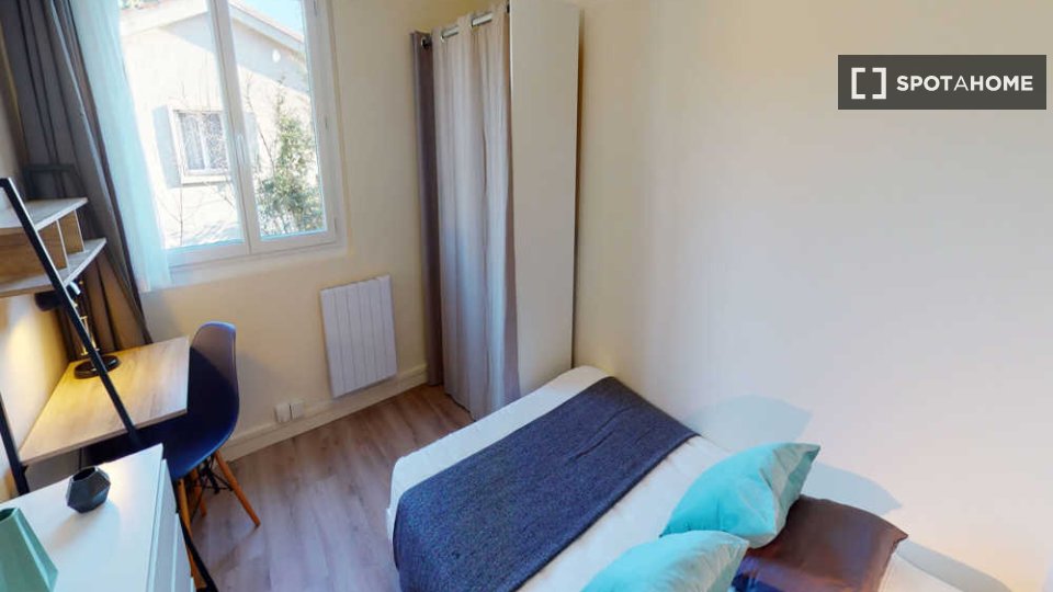 Double room Montpellier, 3 beds, 60m² — photo 6