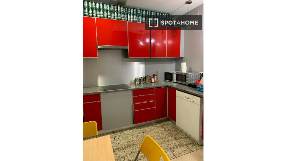 Double room Madrid, 9 beds — photo 13