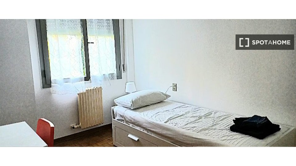 Double room Milan, 3 beds — photo 14