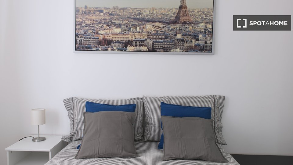 Double room Milan, 3 beds, 70m² — photo 4