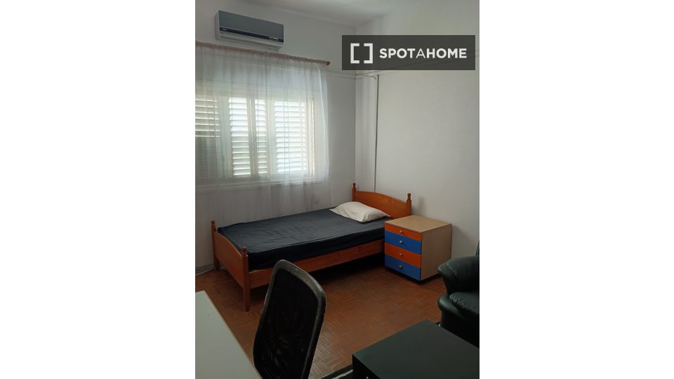 Double room Nicosia, 6 beds — photo 30