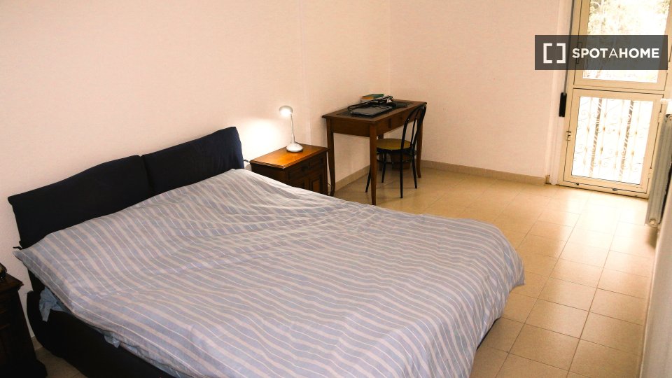 Double room Rome, 5 beds — photo 37