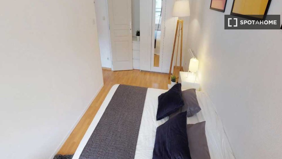 Double room Lille, 4 beds, 70m² — photo 11