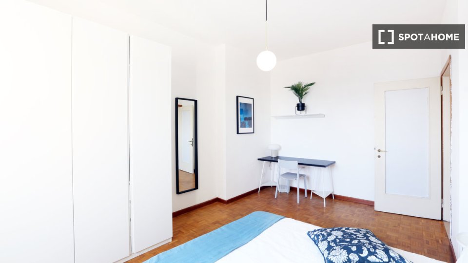 Double room Milan, 3 beds, 101m² — photo 3