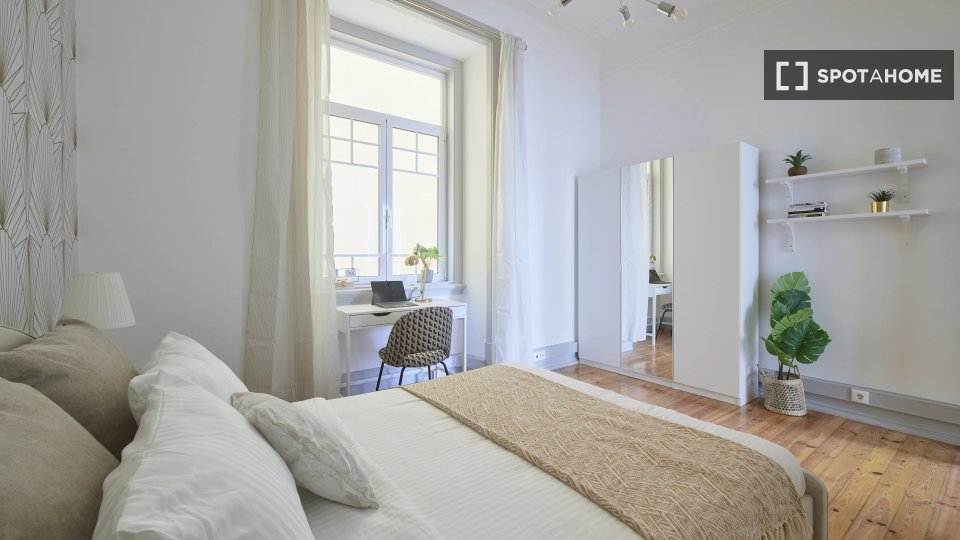Double room Lisbon, 10 beds — photo 12