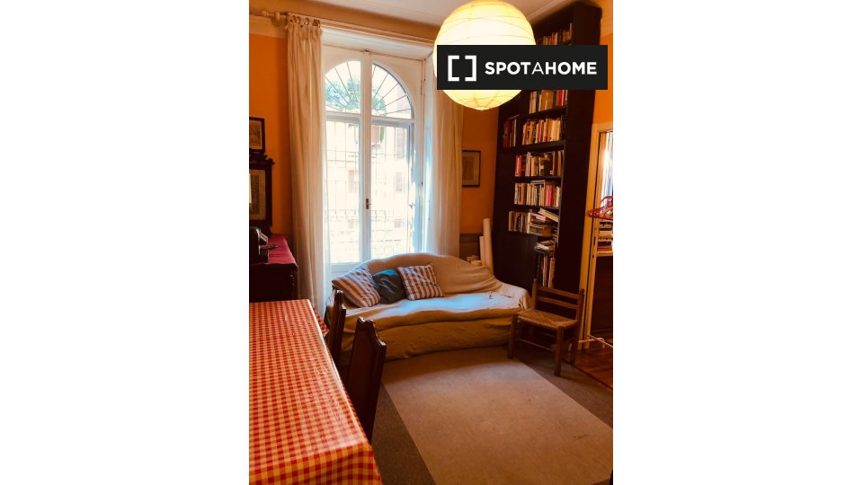 Double room Milan, 2 beds — photo 17