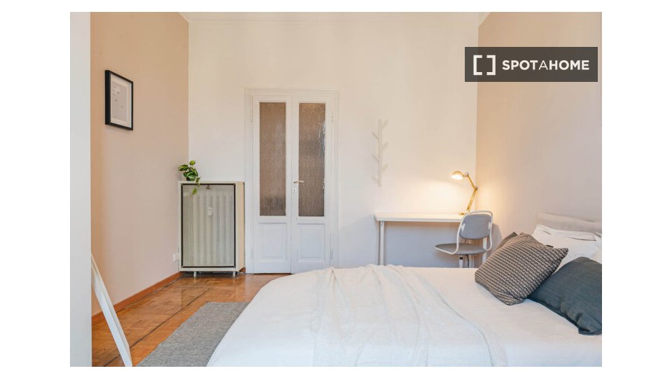 Double room Milan, 5 beds — photo 10